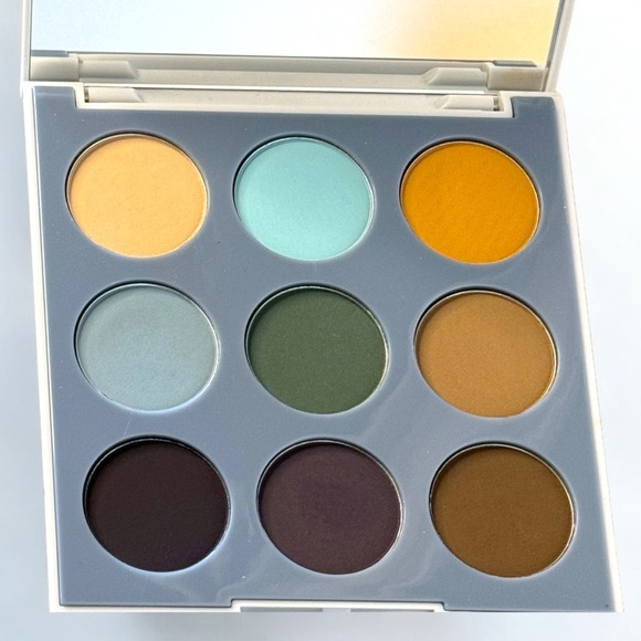 Morphe 9C Matte Essentials Artistry Eye Shadow Palette - Picture 6 of 13